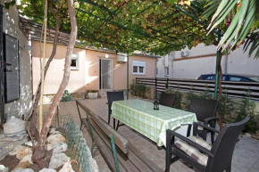  Apartment Vesna  Премантура